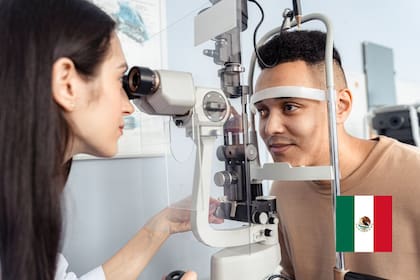 Los exámenes gratuitos de la vista están dirigidos a mexicanos que radican en Las Vegas, Nevada (Pexels/Antoni Shkraba Studio)