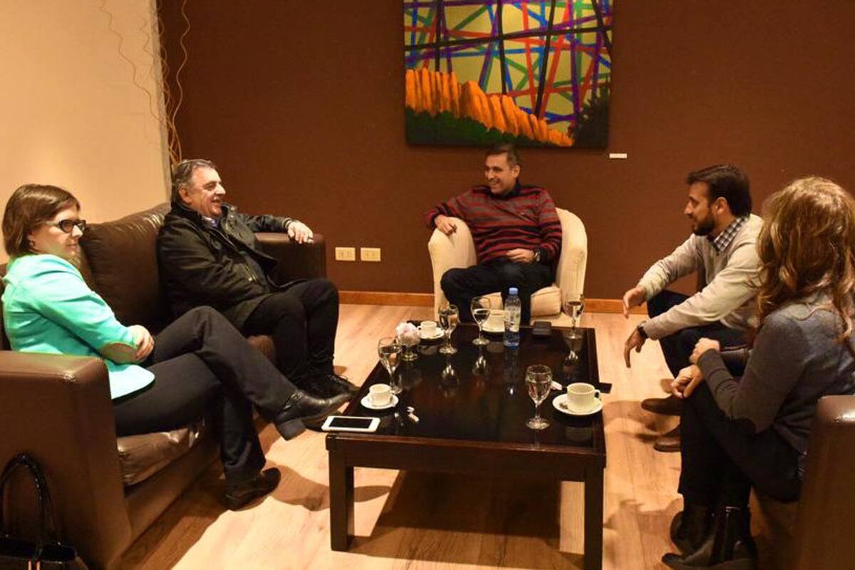Los excandidatos a gobernador de Córdoba que se dividieron el voto del macrismo se reunieron por primera vez desde principios de año