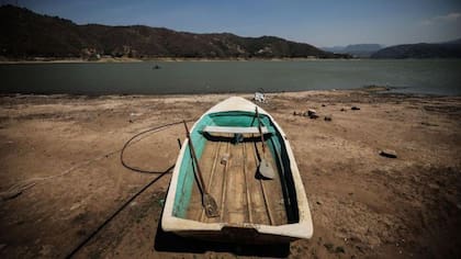 Los expertos coinciden en que es importante "resolver la crisis".