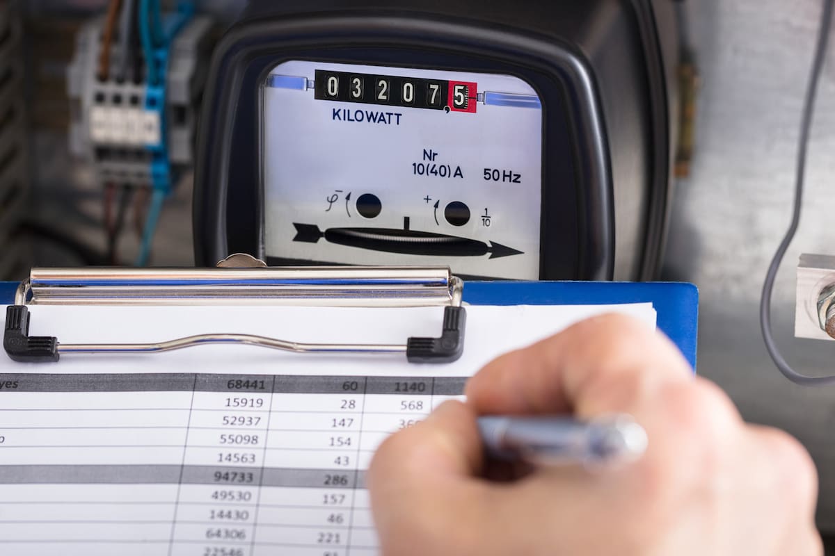 Los expertos en el tema advierten que las tarifas desactualizadas llevaron a no cuidar el consumo de energía