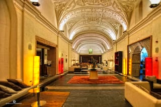 Por qué siempre deberías hacer check-out en la recepción de los hoteles