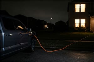 Tecnología confirmada: tu camioneta puede darle luz a tu casa durante un apagón