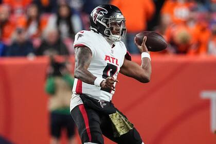 Los Falcons nombran al novato Michael Penix Jr. como QB titular, relegando al veterano Kirk Cousins