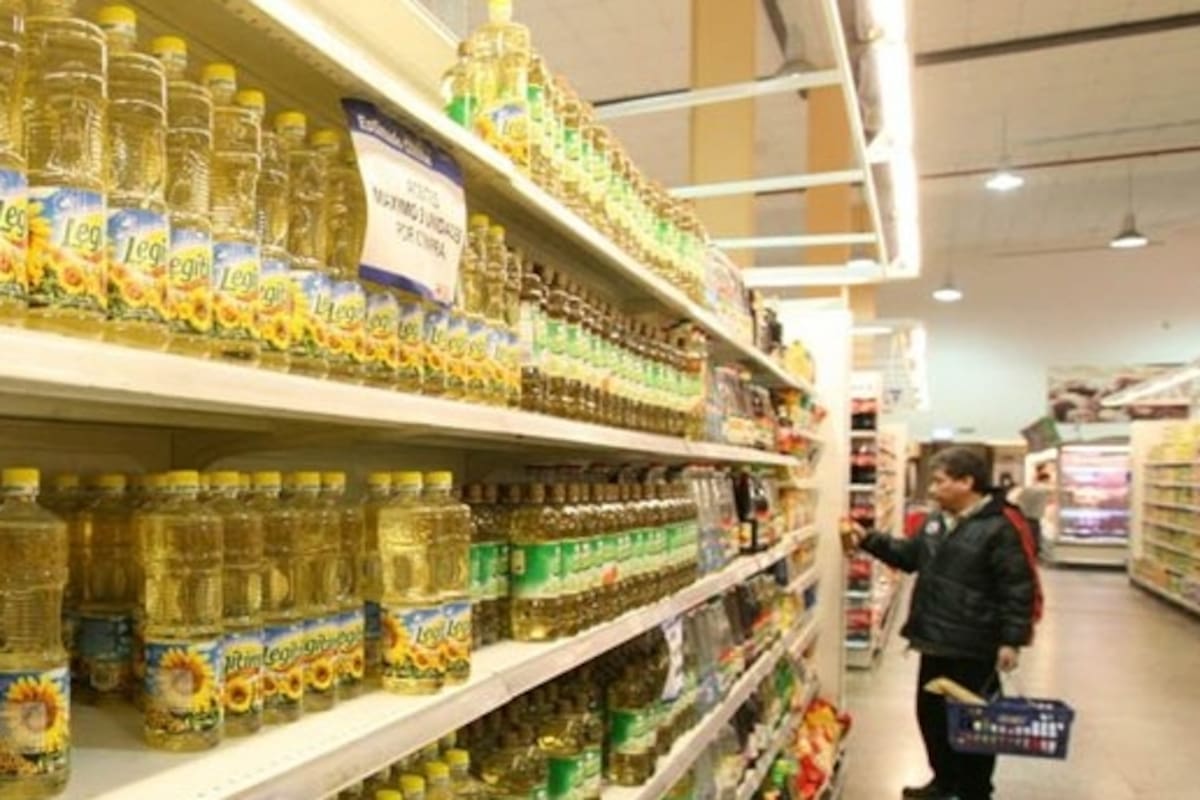 Los faltantes de aceites o los cupos en las góndolas suelen repetirse periódicamente, Foto: archivo