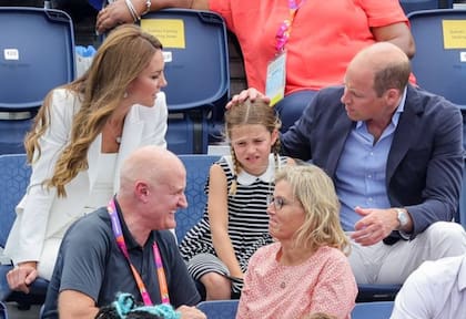 Los fanáticos de la realeza se sorprendieron por el buen vínculo que el príncipe William y su hija parecen tener