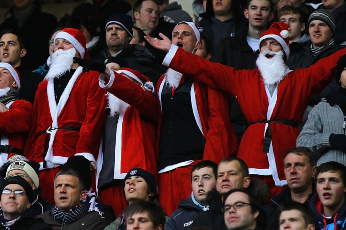 Los fanáticos esperan por los juegos del Boxing Day en Premier League