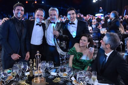 Los felices ganadores de Sandro de América