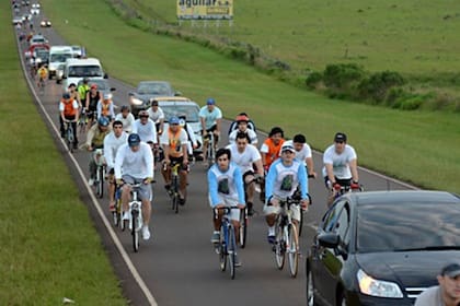 Los fieles, rumbo a la Virgen de Itatí
