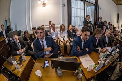 Los fiscales pidieron la pena máxima para los ocho imputados