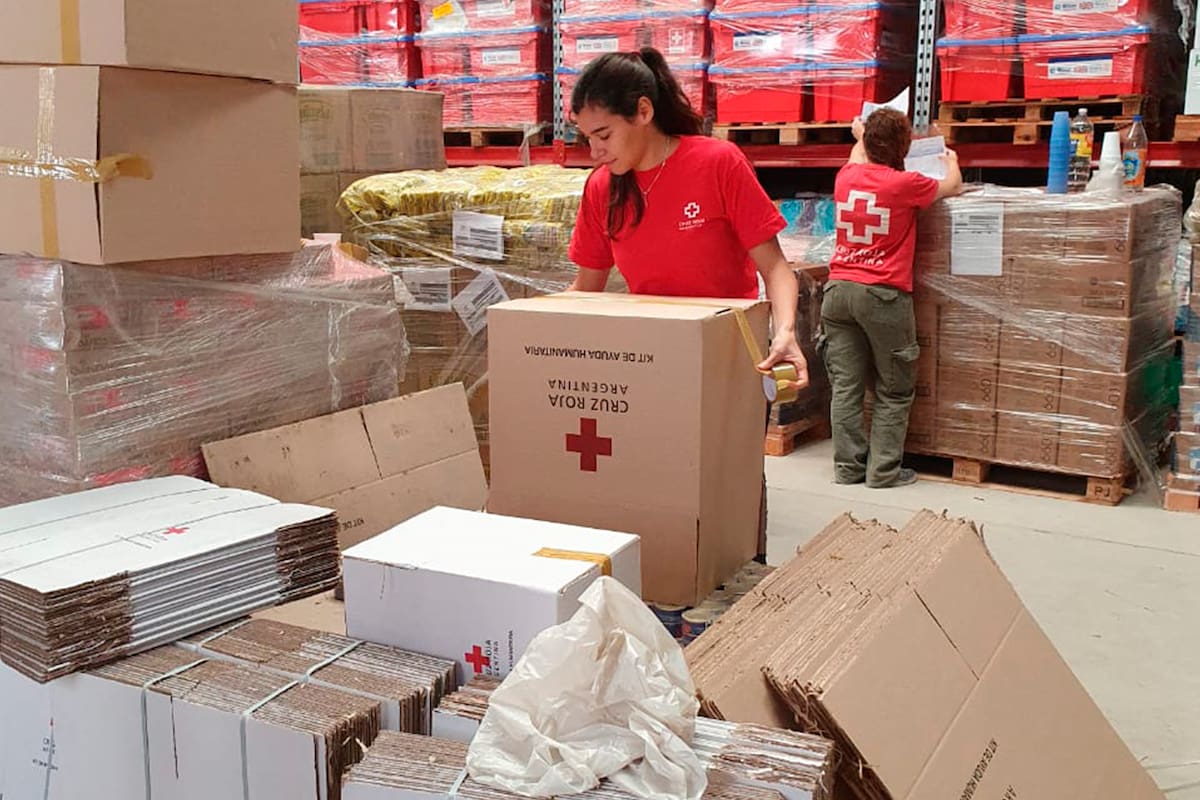 Los fondos recaudados son destinados a la compra de alimentos, material sanitario y asistencia comunitaria para familias en situación vulnerable.