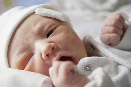 Los fórceps pueden provocar lesiones en el recién nacido, pero su implementación en las salas de parto igual permitió salvar vidas de bebés y madres.