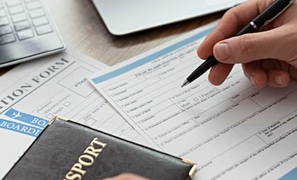 Los formularios del Uscis pueden aplicar para una exención de tarifa, lo que indica que son gratis