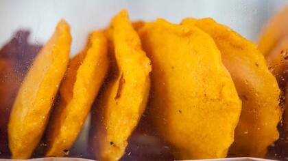 Los fritos son otros de los alimentos que sugiere prevenir la doctora Naidoo
Foto: iStock