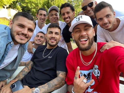 Los futbolistas del PSG también son amigos fuera de la cancha. Crédito: Instagram