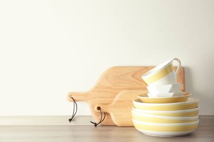 Así debés desinfectar la pileta de la cocina que tiene 100 mil veces más bacterias que la del baño