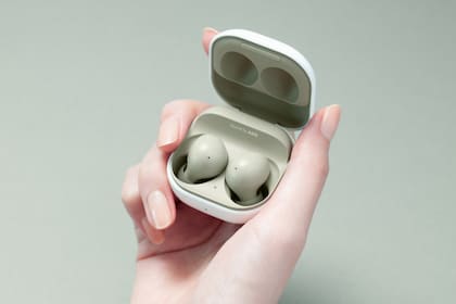 Los Galaxy Buds2 son una evolución de los Galaxy Buds Plus, y suman la función de cancelación activa de ruido