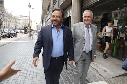 Los gobernadores a los que apunta el gobierno para desarticular la sesión: Gustavo Sáenz (Salta) y Osvaldo Jaldo (Tucumán)