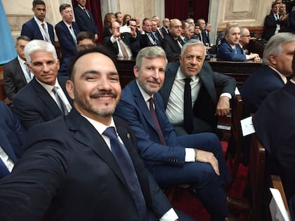 Los gobernadores Claudio Poggi, Juan Pablo Valdez, Rogelio Frigerio y Alfredo Cornejo