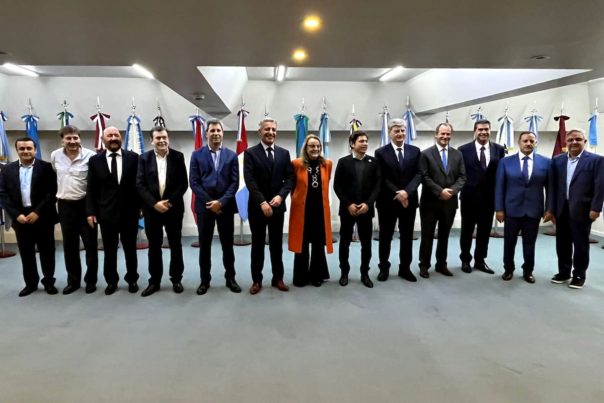 Los gobernadores del PJ se reunieron para exigir la "unidad" del frente para las elecciones de 2023