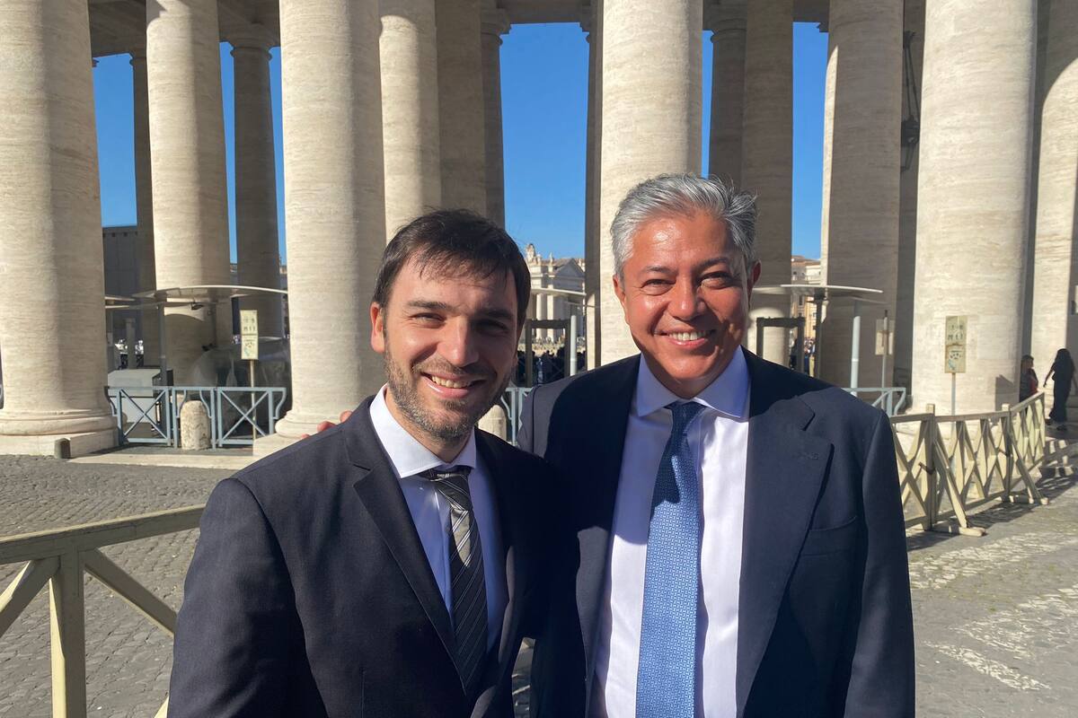 Los gobernadores Ignacio Torres (Chubut) y Rolando Figueroa (Neuquén) visitaron al Papa en el Vaticano