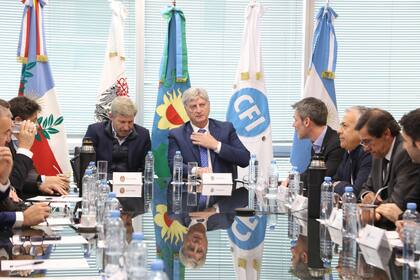 Los gobernadores, reunidos en el Consejo Federal de Inversiones en junio de este año