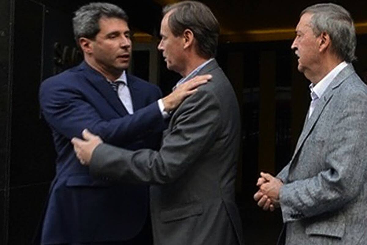 Los gobernadores se organizan en ligas y la Rosada dice que le facilita la coordinación