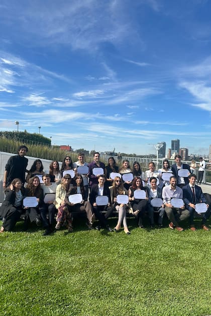 Los graduados 2024 de la Maestría en Periodismo de LA NACION y la Universidad Torcuato Di Tella