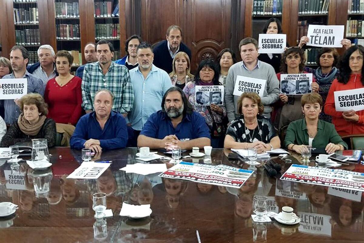 Los gremios docentes, al rechazar la propuesta del gobierno bonaerense en el Ministerio de Economía