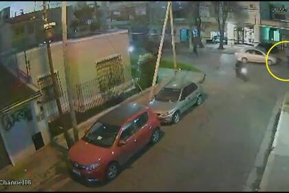 Los gritos de la víctima alertaron a los vecinos que transitaban por la intersección de las calles Noguera y Fonochietto