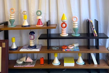 Los gustos personales no quedan relegados a un archivo sino que se hacen decoración y son la mejor excusa para lograr el toque individual