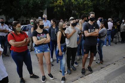 Los habitantes de Rojas quedaron conmovidos por el femicidio de Úrsula Bahillo