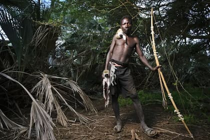 Los Hadzabe de Tanzania son una de las últimas tribus cazadoras-recolectoras del mundo