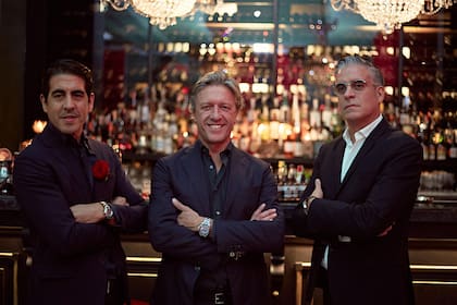 Los hermanas Alejandro y Sebastián Bernárdez junto a su socio italiano Fabio Acampora