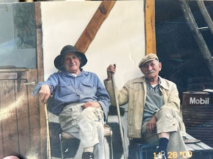 Los hermanos Alberto y Julio Goye, hijos de Eduardo y Elisa