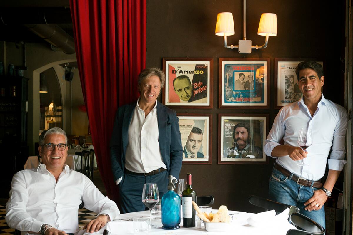 Los hermanos Bernardez y Acampora son los dueños de El Porteño.