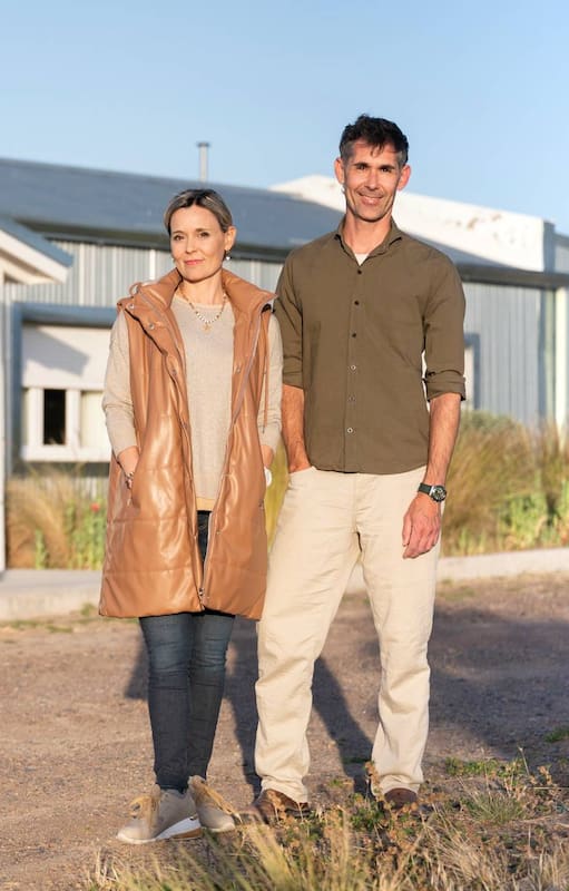 Los hermanos María Cecilia y Emilio Segundo Manera trabajaron mucho por la recuperación del casco de la estancia