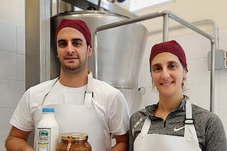 Se propusieron hacer una crítica y crearon el yogur natural más famoso de Villa General Belgrano