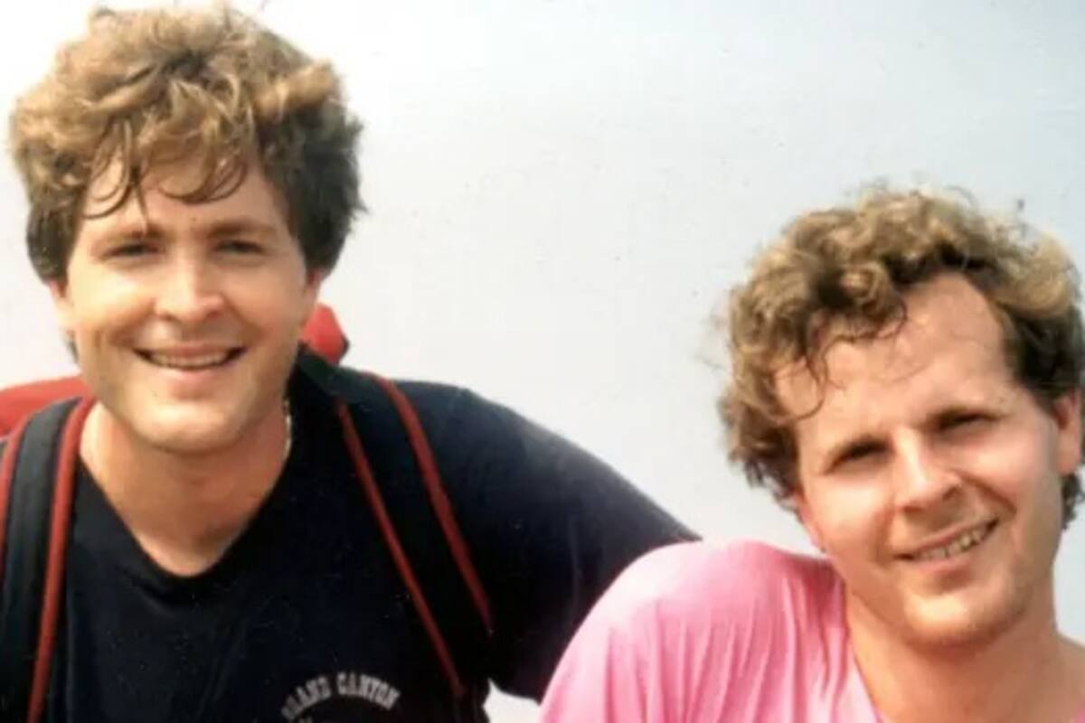 Los hermanos Steve y Scott Johnson en 1988