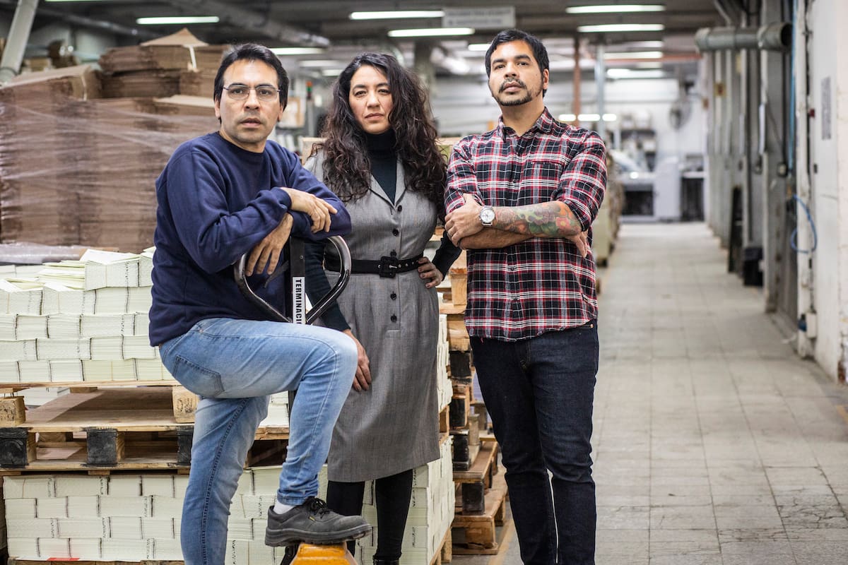 Los hermanos Vega, una familia de Flores y una historia de amor a un oficio y una pyme creada por su padre en Lomas del Mirador