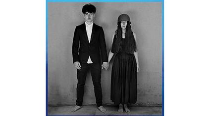 Los hijos de Bono y The Edge, en la tapa del nuevo disco