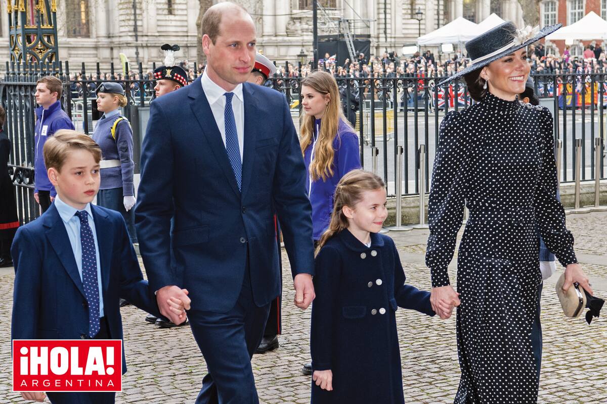 Los hijos mayores de los duques de Cambridge, George y Charlotte, tercero y cuarta en la línea sucesoria al trono, participaron por primera vez de una gran cita de la realeza.