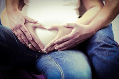 Los hijos nacidos de mujeres mayores suelen obtener mejores niveles educativos y un mayor desarrollo cognitivo (Foto ilustrativa PIXABAY)