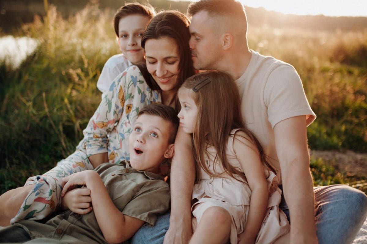 Los hijos tienen distintas características según su orden de nacimiento, afirman expertos (Foto Pexels)