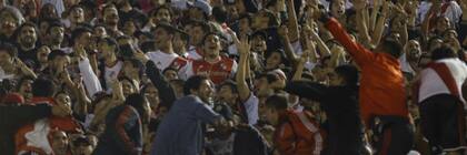 Los hinchas, festejando