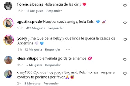 Los hinchas argentinos le dieron la bienvenida a Kelci
