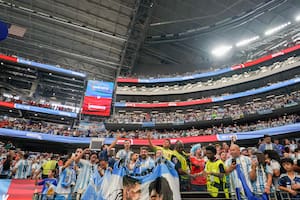 En el Mundial récord de asistencia, los argentinos no consiguen entradas y Miami estará desbordada