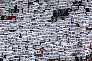 Los hinchas de Borussia Moenchengladbach dicen "¡NO!" a las medidas votadas por la Federación Alemana