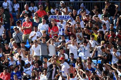 Los hinchas de Real Madrid esperan la llegada de Eden Hazard