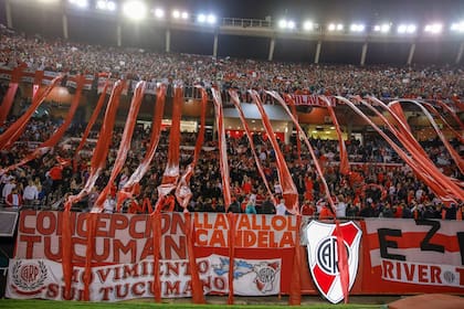 Los hinchas de River llenaron el Monumental ante Gremio