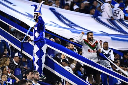 Los hinchas de Vélez durante el partido frente a Independiente, en la vuelta del público a las canchas